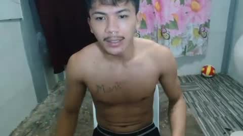 kyle_lourence online show from June 3, 2026, 11:21 pm