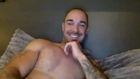 Snapshot of kylealyssa97 chatting on October 31, 2025, 2:45 am kylealyssa97 online show from October 31, 2025, 2:45 am