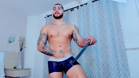 kylenorth_ online show from October 28, 2025, 8:11 pm