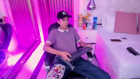 Kyle online show from June 28, 2026, 4:07 am