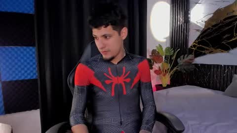 kylesmithx_ online show from February 11, 2026, 1:32 am