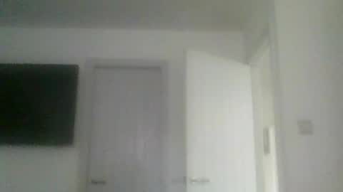 kylestrips4youq online show from August 3, 2026, 1:05 pm