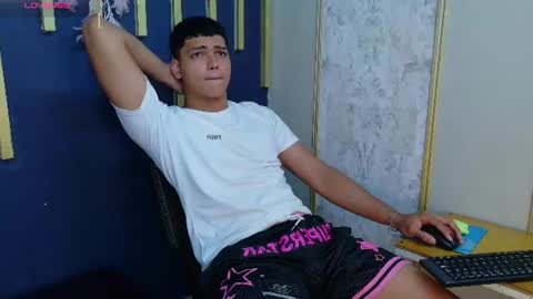 Snapshot of kyliam_big chatting on July 22, 2026, 8:00 pm Kyliam online show from July 22, 2026, 8:00 pm