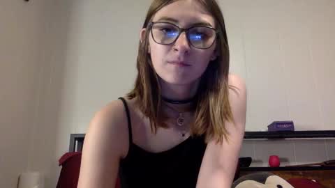 Snapshot of kylianna chatting on June 4, 2026, 12:05 am Kylianna online show from June 4, 2026, 12:05 am