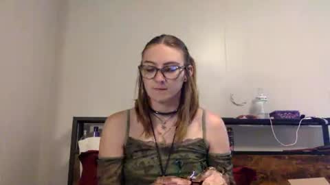 Snapshot of kylianna chatting on July 23, 2026, 8:51 pm Kylianna online show from July 23, 2026, 8:51 pm