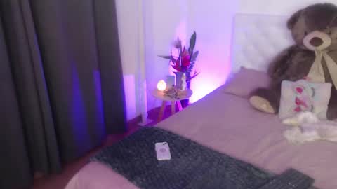 Snapshot of kylie444 chatting on October 11, 2025, 9:57 pm Sara online show from October 11, 2025, 9:57 pm