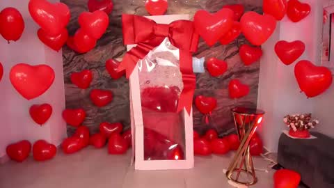  Kylie  online show from February 14, 2025, 2:23 pm