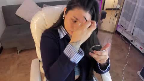 kylie online show from February 10, 2026, 1:48 pm