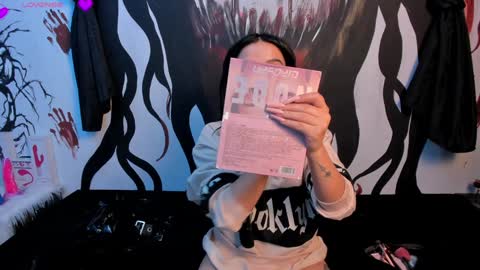 submissive demon Please help me to reach 500 thumbs up online show from December 28, 2024, 7:33 am