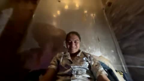 kylie_ish online show from May 20, 2026, 2:23 pm