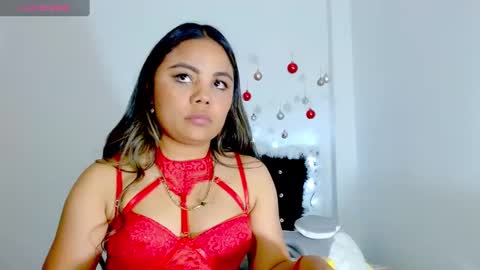 Snapshot of kylie_loveee chatting on December 5, 2024, 6:44 pm Paola online show from December 5, 2024, 6:44 pm