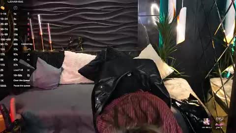 Kylie online show from June 10, 2026, 1:43 pm