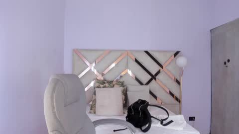 Snapshot of kylie_reyes chatting on March 10, 2026, 7:30 pm Kylie Reyes online show from March 10, 2026, 7:30 pm