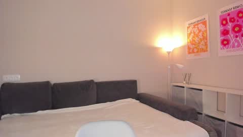 Ann online show from January 12, 2025, 2:03 am