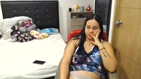 Instagram Kylie switch  followme  buy lovense here online show from June 11, 2026, 12:32 am