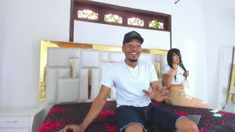 Kaylie And Jhony online show from February 16, 2025, 5:59 pm