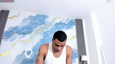 Kaylie And Jhony online show from December 4, 2025, 8:28 pm