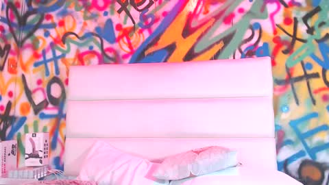 Snapshot of kyliebenson chatting on February 4, 2025, 1:59 pm Melissa online show from February 4, 2025, 1:59 pm