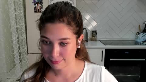 Din online show from October 13, 2025, 8:42 pm