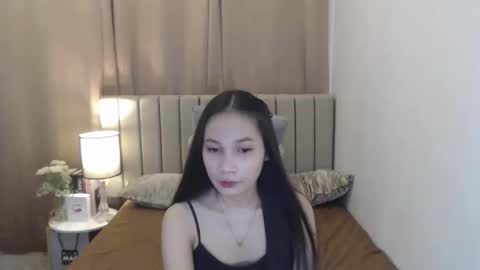 kyliefox22 online show from March 11, 2026, 4:57 pm