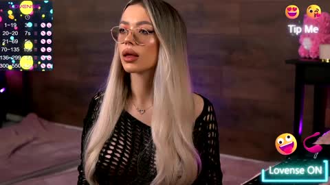 Kylie online show from December 16, 2024, 3:19 am