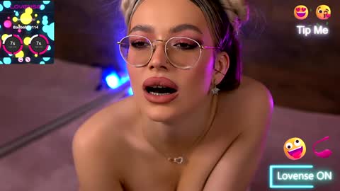 Kylie online show from December 16, 2024, 10:13 pm
