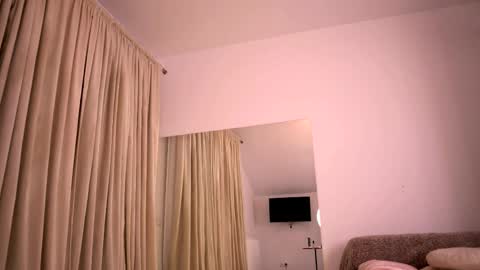 Snapshot of kyliejoyce chatting on April 25, 2026, 8:17 pm Kylie online show from April 25, 2026, 8:17 pm