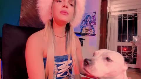 Snapshot of kyliekandy chatting on September 21, 2025, 12:12 am online show from September 21, 2025, 12:12 am