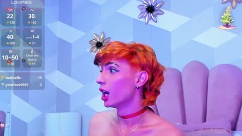 Snapshot of kyliemonnet chatting on December 15, 2024, 6:37 pm Kylie jl online show from December 15, 2024, 6:37 pm