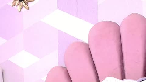 Snapshot of kyliemonnet chatting on September 21, 2025, 7:26 pm Kylie jl online show from September 21, 2025, 7:26 pm