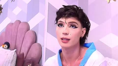 Snapshot of kyliemonnet chatting on October 9, 2025, 5:33 pm Kylie jl online show from October 9, 2025, 5:33 pm