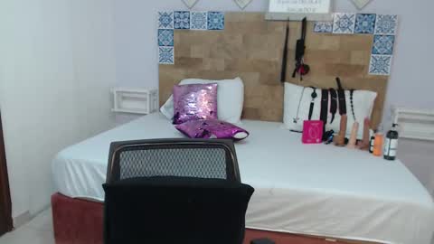 Kylie online show from November 20, 2025, 9:53 am