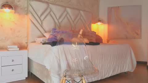 Snapshot of kylle_2050 chatting on September 14, 2025, 11:20 am Kyle online show from September 14, 2025, 11:20 am