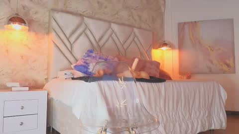 Snapshot of kylle_2050 chatting on September 23, 2025, 11:24 am Kyle online show from September 23, 2025, 11:24 am