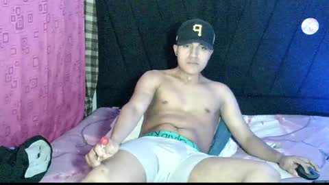 kym629357 online show from November 19, 2025, 7:58 pm