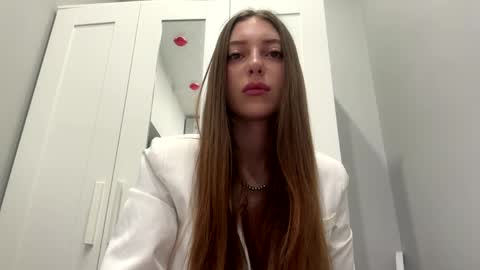 Snapshot of kymberlyrosenlof chatting on March 31, 2026, 1:18 am Selena online show from March 31, 2026, 1:18 am