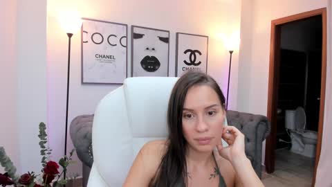Snapshot of kymberlysweet chatting on February 20, 2025, 5:07 pm Kymberly online show from February 20, 2025, 5:07 pm