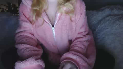 Snapshot of kymchi chatting on October 9, 2025, 12:08 am Check Out My NSFW OnlyFans Link On Bio online show from October 9, 2025, 12:08 am