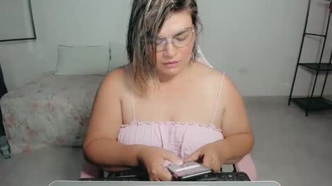 Snapshot of kyome360 chatting on September 20, 2025, 12:55 am kyome360 online show from September 20, 2025, 12:55 am