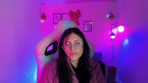 Kyomi online show from December 17, 2024, 12:11 pm