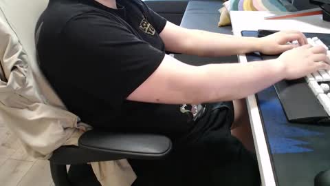 Call me Kyou key-yo online show from February 1, 2026, 9:46 pm