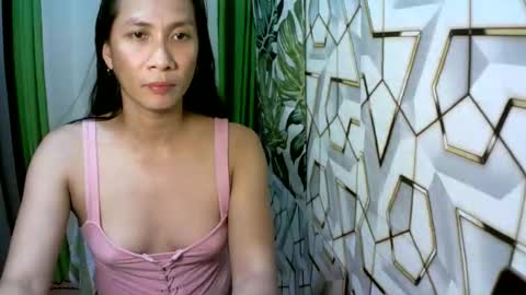 kyutshyne online show from April 25, 2026, 9:12 am