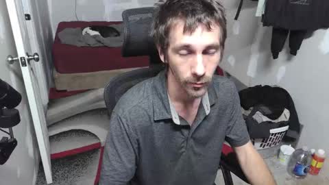 l1v1nth3dr3am online show from October 29, 2025, 6:04 am