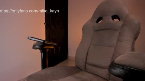 Snapshot of l3m0nb0y_ chatting on June 30, 2026, 10:33 pm l3m0nb0y_ online show from June 30, 2026, 10:33 pm