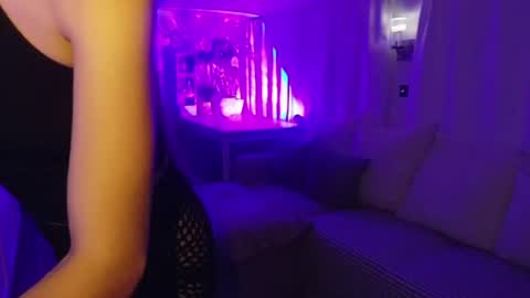 Snapshot of l_and_elle chatting on June 22, 2026, 3:25 am Giselle online show from June 22, 2026, 3:25 am