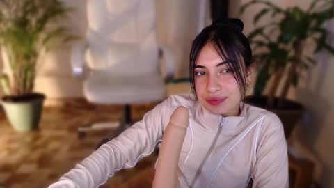 l_e_a online show from December 4, 2024, 3:37 am