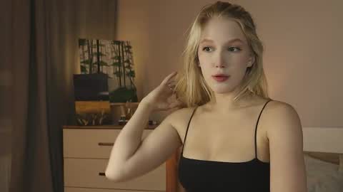 Alice online show from September 21, 2025, 3:13 pm