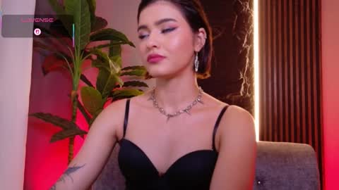 Snapshot of la_diabla_111_ chatting on October 6, 2025, 7:00 pm Karime online show from October 6, 2025, 7:00 pm