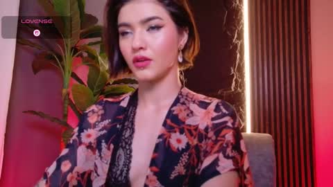 Snapshot of la_diabla_111_ chatting on October 8, 2025, 12:03 pm Karime online show from October 8, 2025, 12:03 pm