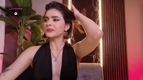 Snapshot of la_diabla_111_ chatting on October 18, 2025, 11:55 am Karime online show from October 18, 2025, 11:55 am